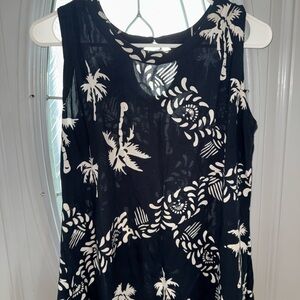 Elegant Navy and White Tropical Print Tank Top